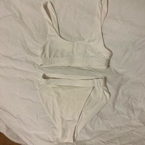 437 bikini in white